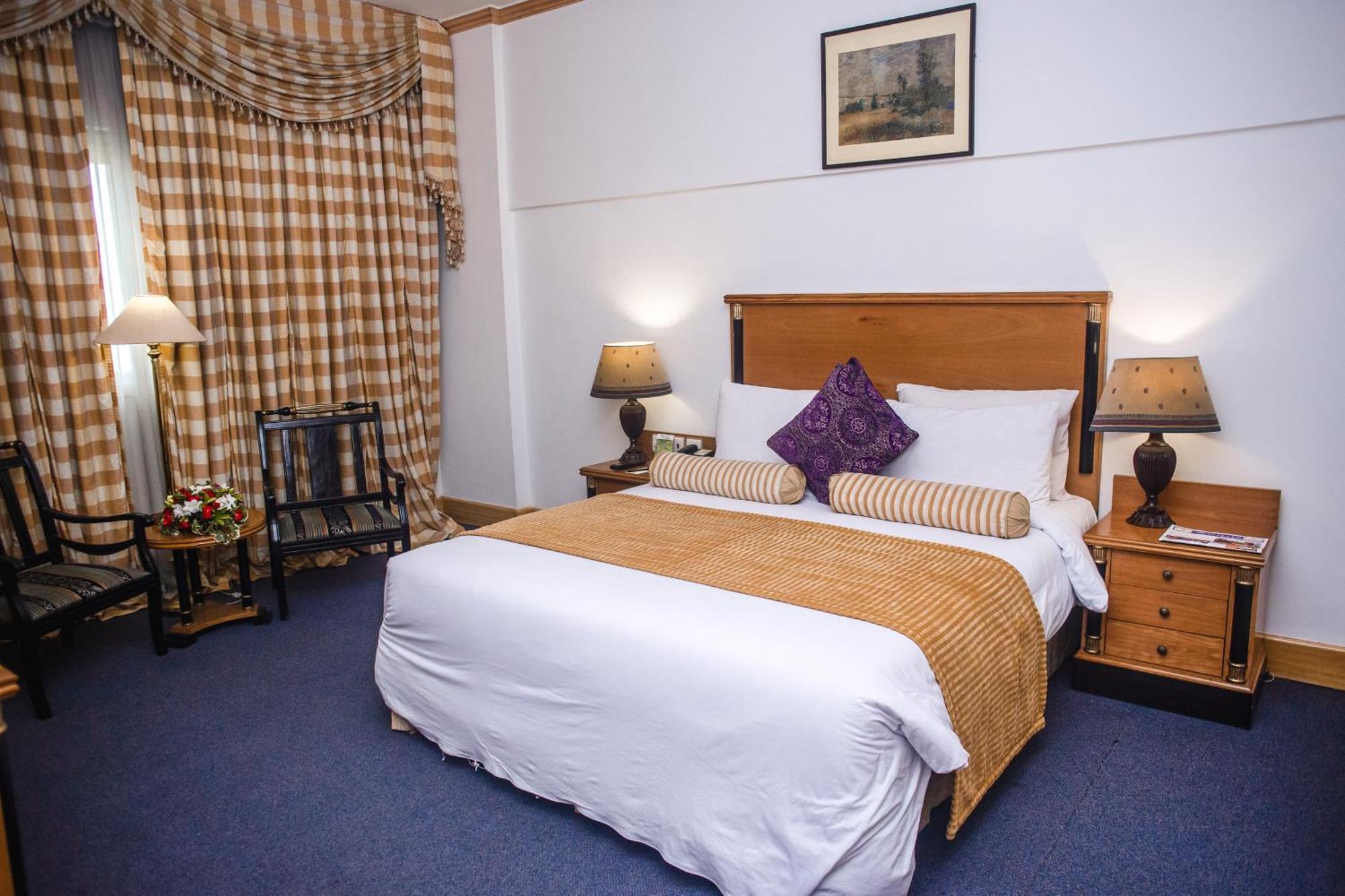 Mehran Hotel Karachi Ngoại thất bức ảnh