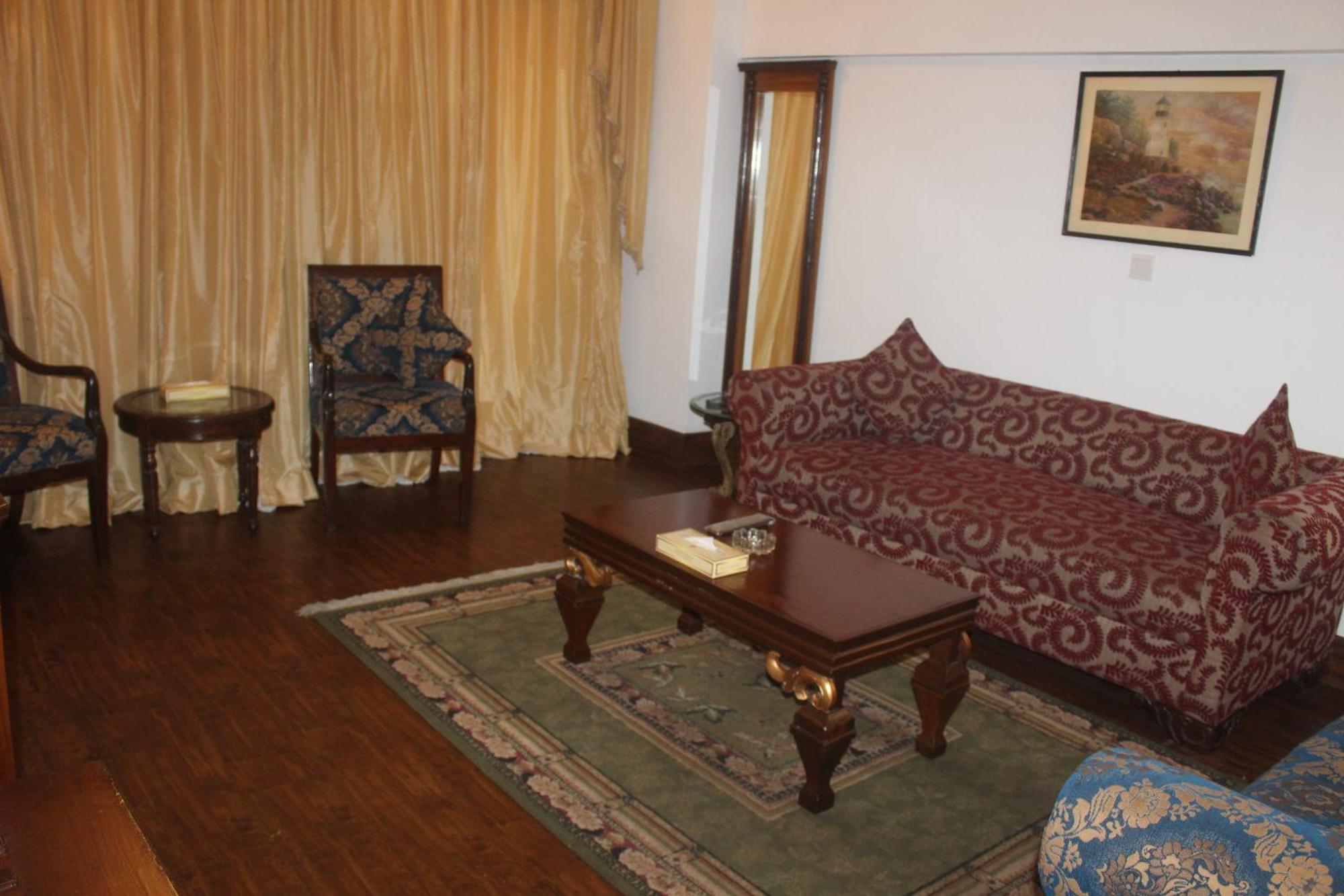 Mehran Hotel Karachi Ngoại thất bức ảnh